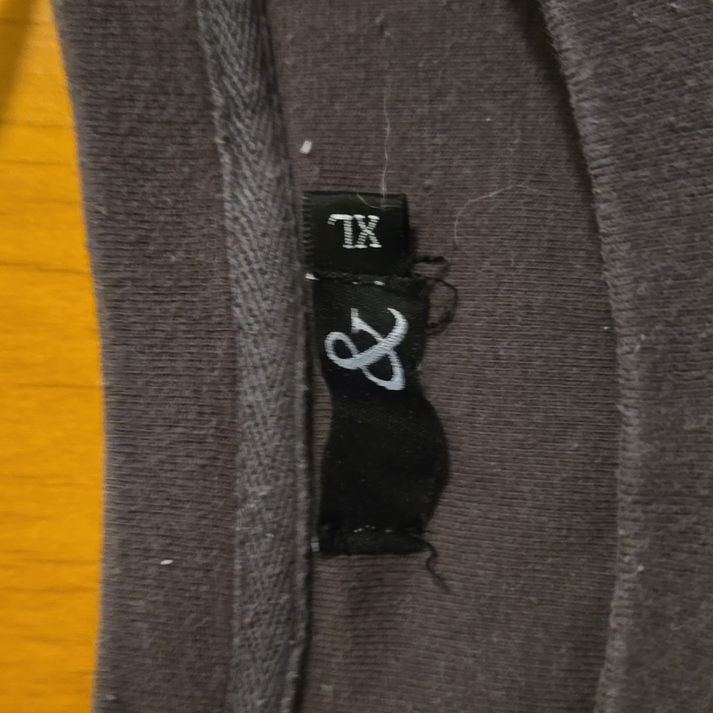& Sweatshirt - Picture 2 of 3